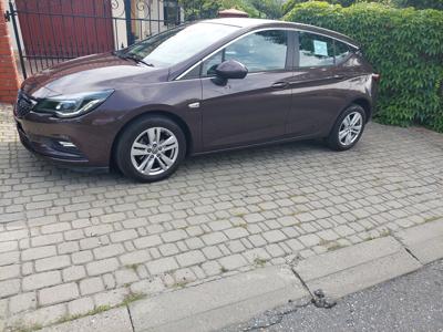Używane Opel Astra - 63 000 PLN, 18 700 km, 2017