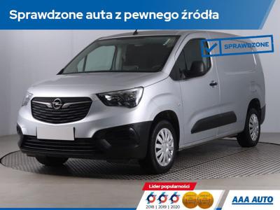 Używane Opel Combo - 68 000 PLN, 71 423 km, 2021