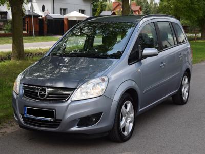 Używane Opel Zafira - 17 500 PLN, 200 000 km, 2009