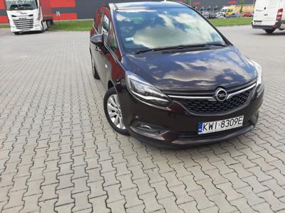 Używane Opel Zafira - 56 900 PLN, 130 000 km, 2017