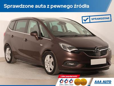 Używane Opel Zafira - 62 000 PLN, 156 501 km, 2017