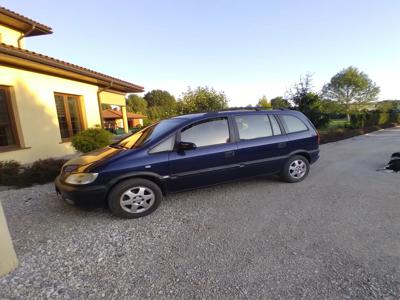 Używane Opel Zafira - 7 500 PLN, 252 000 km, 1999