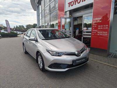 Używane Toyota Auris - 61 900 PLN, 22 360 km, 2017