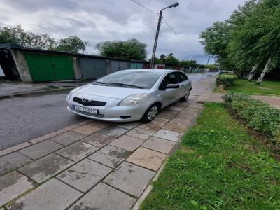 Używane Toyota Yaris - 12 500 PLN, 197 239 km, 2006