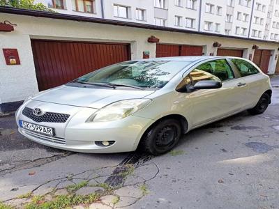 Używane Toyota Yaris - 16 000 PLN, 236 000 km, 2008