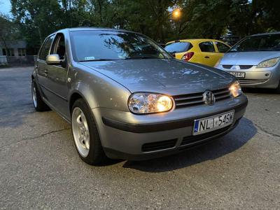 Używane Volkswagen Golf - 6 500 PLN, 325 500 km, 2002