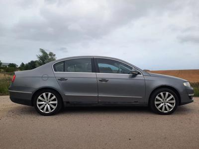 Używane Volkswagen Passat - 8 700 PLN, 365 800 km, 2005