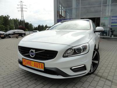 Używane Volvo V60 - 75 900 PLN, 152 000 km, 2018