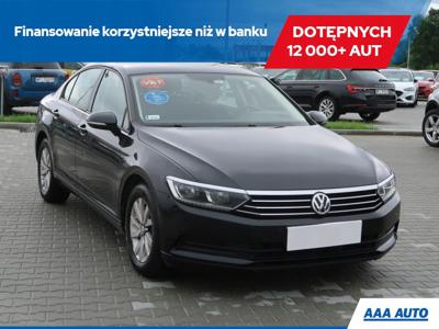 Volkswagen Passat B8 Limousine 2.0 TDI BlueMotion Technology 150KM 2017