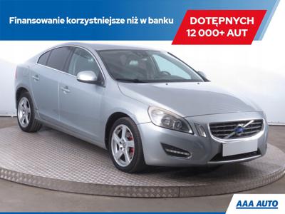 Volvo S60 II Sedan 2.0 D3 163KM 2010