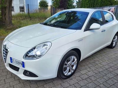 Alfa Romeo Giulietta Nuova II Hatchback 5d 2.0 JTD 16v 170KM 2010