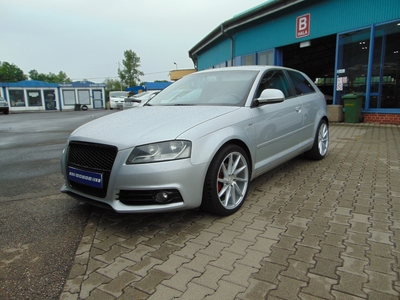 Audi A3 II (8P) 2,0 tdi,S-line, czerwone skóry