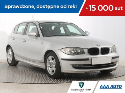 BMW Seria 1 E81/E87 Hatchback 5d E87 1.6 116i 122KM 2008