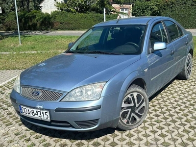 Ford Mondeo III Sedan 2.0 TDDi 115KM 2005