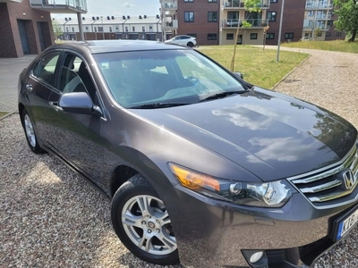 Honda Accord VIII Sedan 2.0 VTEC 156KM 2010