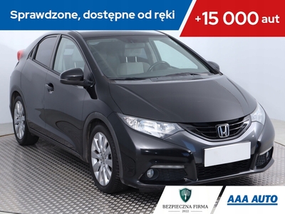 Honda Civic IX Hatchback 5d 1.8 i-VTEC 142KM 2013