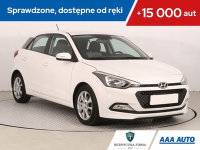 Hyundai i20 I Hatchback 5d Facelifting 1.1 CRDi 75KM 2015