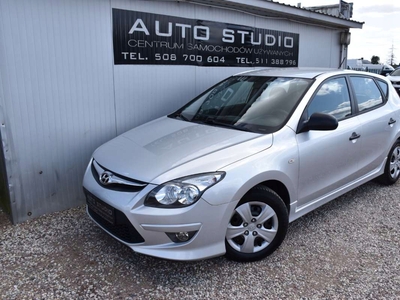 Hyundai i30 I CW Facelifting 1.4 DOHC 109KM 2012