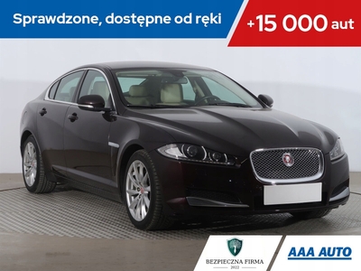 Jaguar XF I Sedan Facelifting 2.2 D 200KM 2014