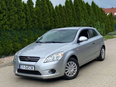 Kia Ceed I Hatchback 1.6 CRDi 90KM 2009