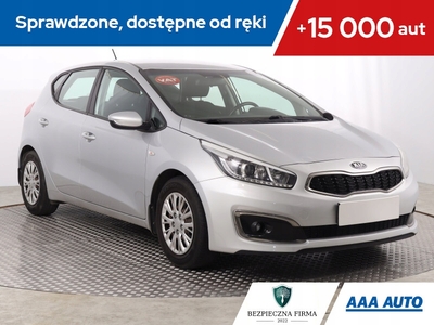 Kia Ceed II Hatchback 5d Facelifting 1.4 DOHC 100KM 2016