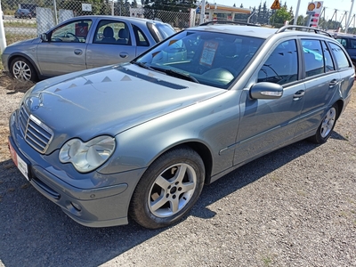 Mercedes-Benz Klasa C W203 C 220 D 150 KM