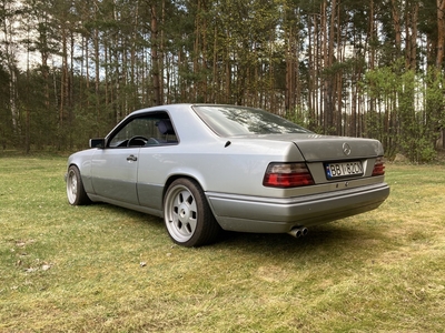 Mercedes-Benz Klasa E W124 Mercedes E 320 Coupe W124 Sportline Getrag 15 lat 1 wł