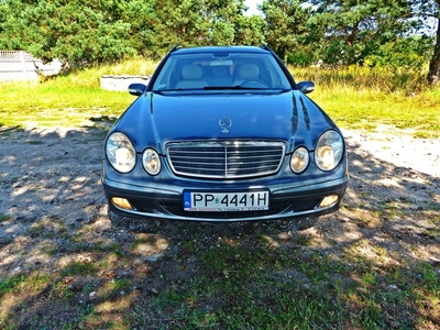 Mercedes E 220