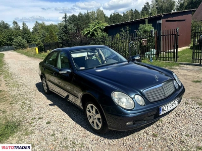 Mercedes E-klasa 2.2 diesel 150 KM 2004r.