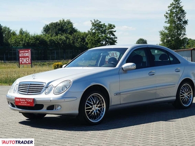 Mercedes E-klasa 2.6 benzyna 177 KM 2003r. (Goczałkowice-Zdrój)