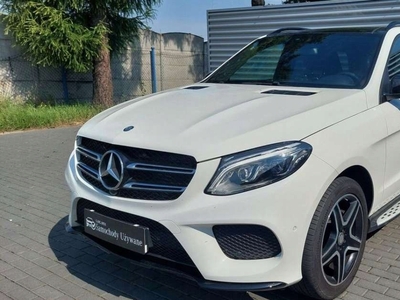 Mercedes GLE W166/C292 SUV 3.0 350d 258KM 2016