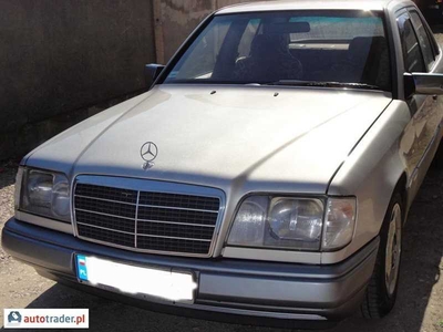 Mercedes W-124 3.0 diesel 109 KM 1987r. (Busko)