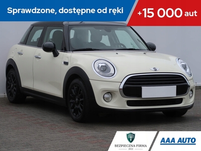 Mini Mini F56 Hatchback 1.5 136KM 2017