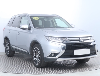 Mitsubishi Outlander III , Salon Polska, Serwis ASO, Automat, 7 miejsc, Klimatronic,