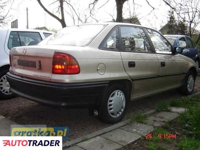 Opel Astra 1.4 benzyna 60 KM 2001r. (Skawina)