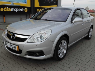 Opel Vectra 1.9 diesel 150 KM 2006r. (Ostrowiec Świętokrzyski)