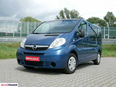 Opel Vivaro 2.5 diesel 135 KM 2005r. (Goczałkowice-Zdrój)