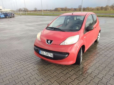 Peugeot 107 Hatchback 5d 1.0 12V 68KM 2006