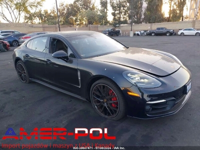 Porsche Panamera II 2023