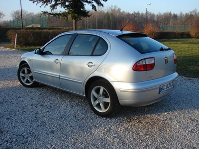 Seat Leon 1.6 benzyna 105 KM 2005r. (Starachowice)