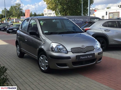 Toyota Yaris 1.0 benzyna 65 KM 2003r. (Konin)