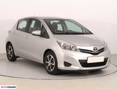 Toyota Yaris 1.3 97 KM 2011r. (Piaseczno)