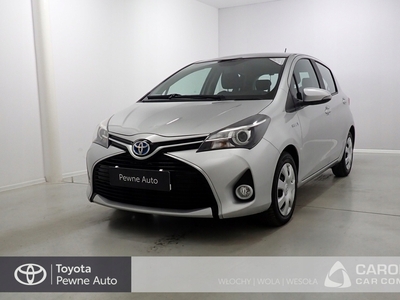 Toyota Yaris III Hatchback 5d Facelifting Hybrid 100KM 2015