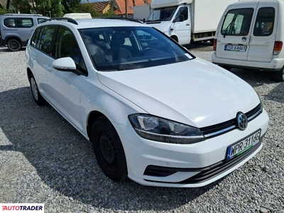 Volkswagen Golf 1.6 diesel 115 KM 2019r. (Komorniki)