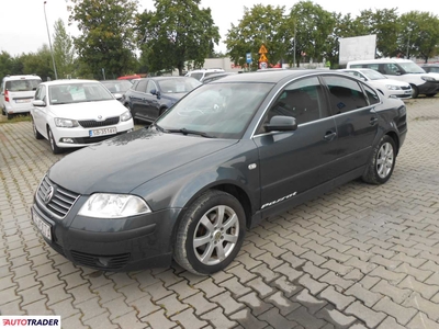 Volkswagen Passat 1.6 benzyna 102 KM 2002r. (Tychy)