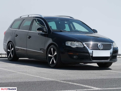 Volkswagen Passat 2.0 138 KM 2005r. (Piaseczno)