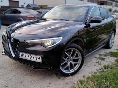 Cesja leasingu Alfa Romeo Stelvio First Edition salon PL 2017 FV 23%