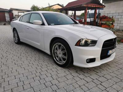 Dodge Charger 3.6 v6 z 2012 roku