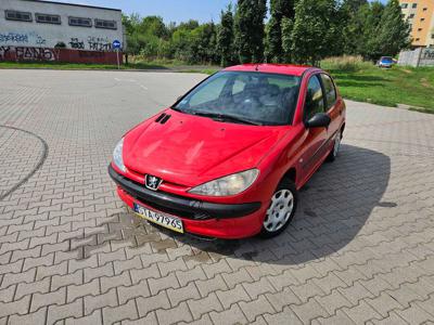 Ekonomiczny Peugeot 206 1,1 2003 r. do jazdy