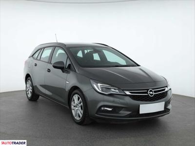 Opel Astra 1.4 147 KM 2017r. (Piaseczno)